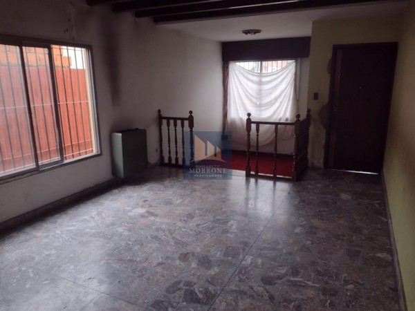 CASA EN VENTA, 2 GARAGE Y 2 HABITACIONES, 20 DE SEPTIEMBRE -JOSE MARMOL-