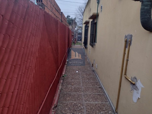 CASA EN VENTA, 2 GARAGE Y 2 HABITACIONES, 20 DE SEPTIEMBRE -JOSE MARMOL-