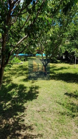 HERMOSA CASA TIPO CHALET EN VENTA, CON DEPTO INDEPENDIENTE, CARLOS PELLEGRINI 300 -ADROGUE-