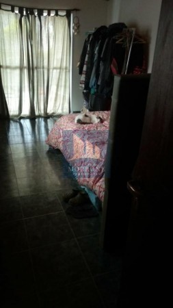 HERMOSA CASA TIPO CHALET EN VENTA, CON DEPTO INDEPENDIENTE, CARLOS PELLEGRINI 300 -ADROGUE-