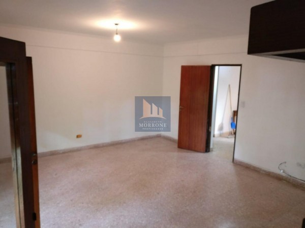 BUEN DEPARTAMENTO EN VENTA, 2 DORMITORIOS, FLORENTINO AMEGHINO 100 -MONTE GRANDE-