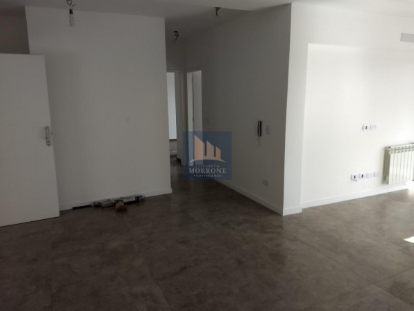 HERMOSO DEPARTAMENTO EN VENTA CON TERRAZA PROPIA Y JACUZZI 3 AMBIENTES CON COCHERA -HERMINIO CONSTANZO 200 -MONTE GRANDE-