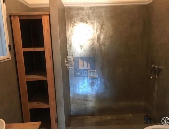 MUY LINDA CASA EN VENTA APTA CREDITO, 2 DORMITORIOS ACEPTA VEHICULO ALTA GAMA EN FORMA DE PAGO, GRAL JOSE MADARIAGA 900  APTA CREDITO -LUIS GUILLON-