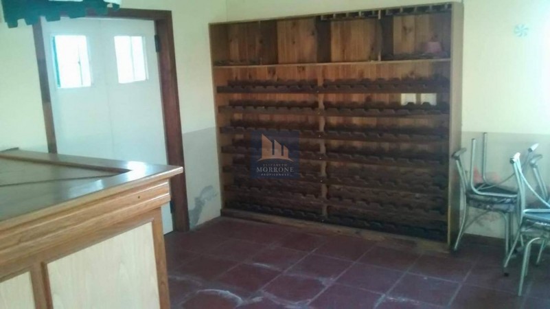 HERMOSA Y AMPLIA CASA QUINTA EN VENTA, 98 1100 -NECOCHEA-