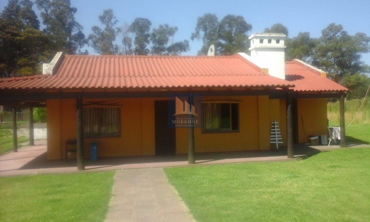 HERMOSA Y AMPLIA CASA QUINTA EN VENTA, 98 1100 -NECOCHEA-