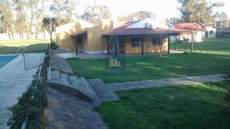 HERMOSA Y AMPLIA CASA QUINTA EN VENTA, 98 1100 -NECOCHEA-