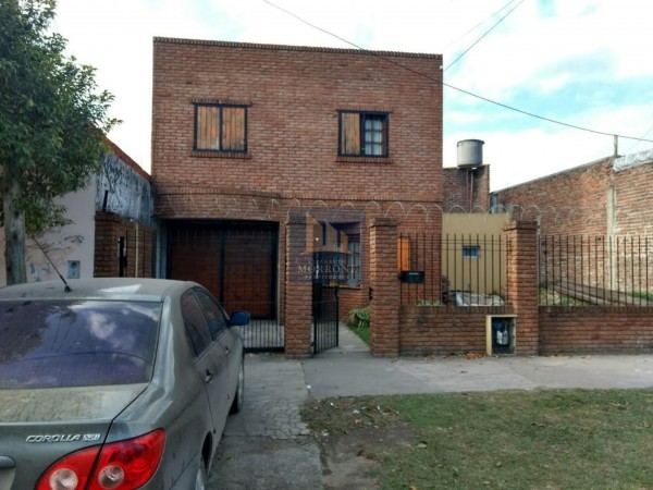 CASA EN VENTA, 2 DORMITORIOS, AV NUESTRAS MALVINAS 1500 -MONTE GRANDE-