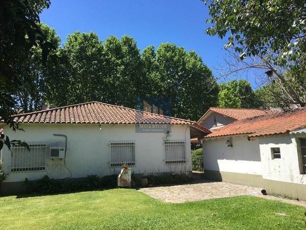 ANTIGUA CASA EN VENTA, AV NUESTRAS MALVINAS 500 -MONTE GRANDE- NUEVO VALOR