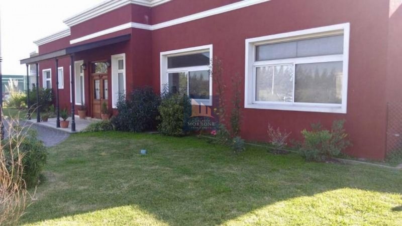 CASA EN VENTA EN BARRIO CERRADO FINCAS DEL ALBA, RUTA 52 100 -CANNING-