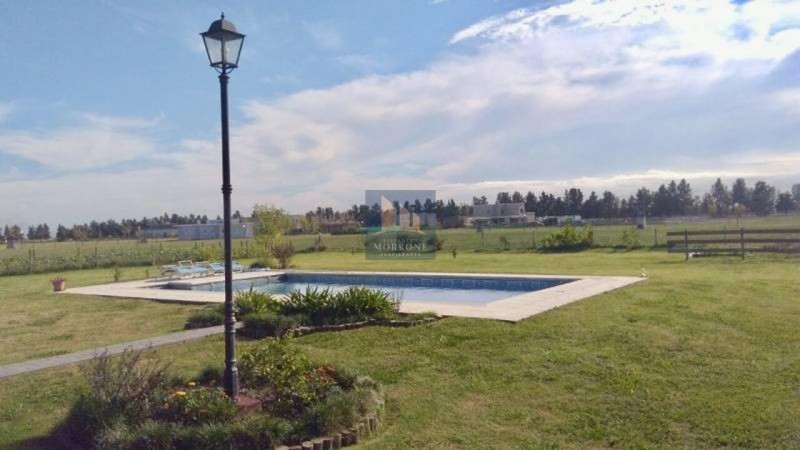 CASA EN VENTA EN BARRIO CERRADO FINCAS DEL ALBA, RUTA 52 100 -CANNING-