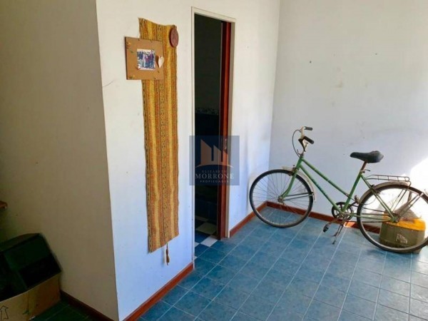 CASA EN VENTA, 2 PLANTAS, JUAN XXIII 1200 -MONTE GRANDE-