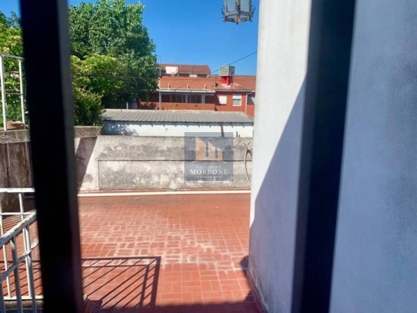 CASA EN VENTA, 2 PLANTAS, JUAN XXIII 1200 -MONTE GRANDE-
