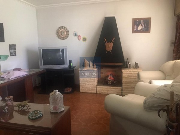 CASA EN VENTA SOBRE LOTE 550 MT2, AV L VALETTE 100 -MONTE GRANDE- APTA CREDITO
