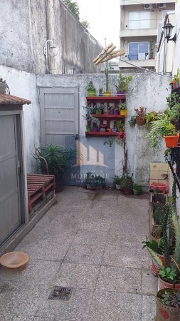 VENTA PH 3 AMBIENTES INMEJORABLE UBICACION AZARA ENTRE BOEDO Y SAENZ -LOMAS DE ZAMORA-