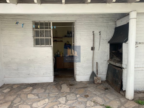 VENTA DE CHALET OPORTUNIDAD CON EXCELENTE UBICACION, DUCLOUT 410 -MONTE GRANDE-