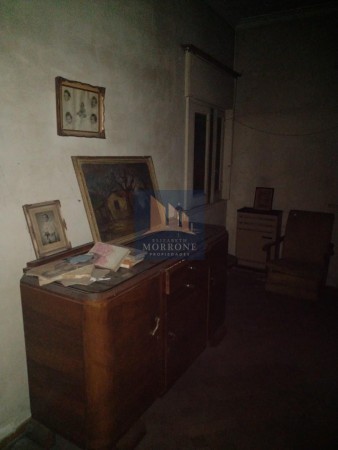 VENTA CASA EN INMENSO LOTE 3 DORMITORIOS, CAPITAN DE FRAGATA MOYANO 100 -ADROGUE-