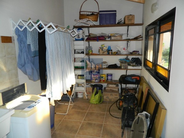 HERMOSA CASA EN VENTA 3 DORMITORIOS, RIOBAMBA 900 -TEMPERLEY-