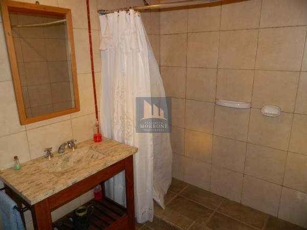 HERMOSA CASA EN VENTA 3 DORMITORIOS, RIOBAMBA 900 -TEMPERLEY-