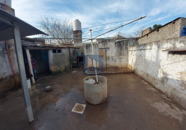 OPORTUNIDAD CASA EN VENTA APTA CREDITO 3 DORMITORIOS, GOWLAN 180 -BANFIELD- 
