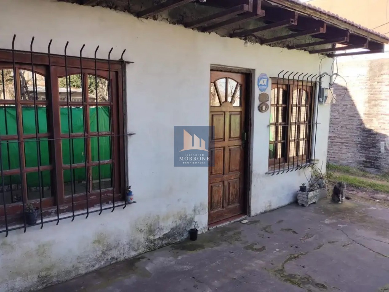 VENTA CASA 3 DORMITORIOS CON LOTE LIBRE, HUNGRIA 100 -TEMPERLEY-