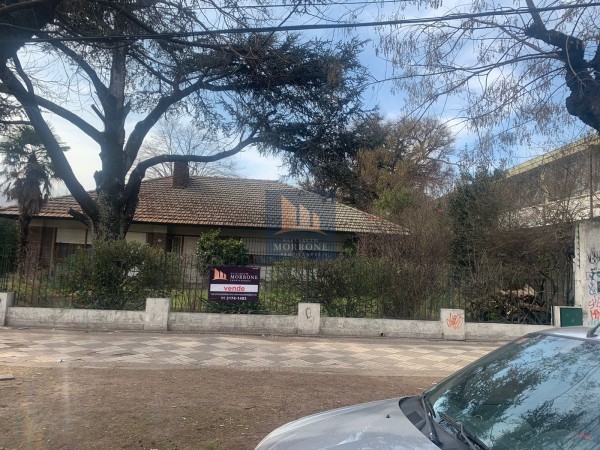 HERMOSA CASA EN VENTA 3 DORMITORIOS, GRAL JOSE MARIA PAZ 240 -MONTE GRANDE-