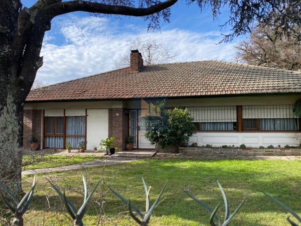 HERMOSA CASA EN VENTA 3 DORMITORIOS, GRAL JOSE MARIA PAZ 240 -MONTE GRANDE-
