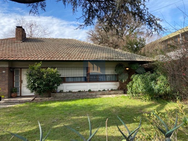 HERMOSA CASA EN VENTA 3 DORMITORIOS, GRAL JOSE MARIA PAZ 240 -MONTE GRANDE-