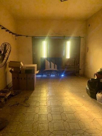 CASA EN VENTA A MEDIA CUADRA DE LA AV VALETTE, 9 DE JULIO 1000 -MONTE GRANDE- RETASADA OPORTUNIDAD!!!