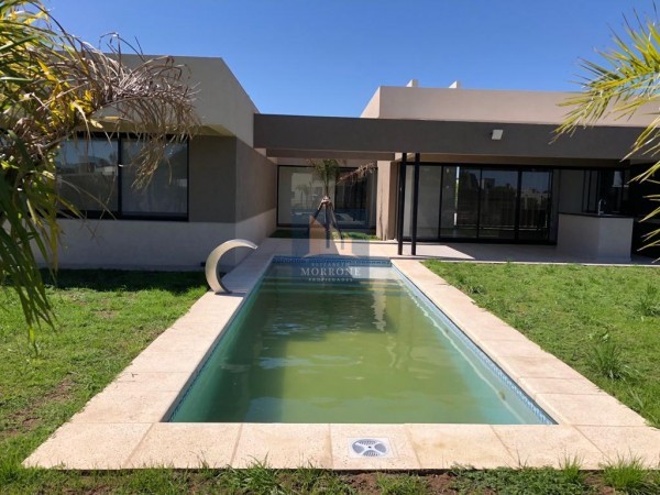 VENTA HERMOSA CASA A ESTRENAR 3 HABITACIONES, BARRIO LA HORQUETA DE ECHEVERRIA -CANNING- CONSULTA