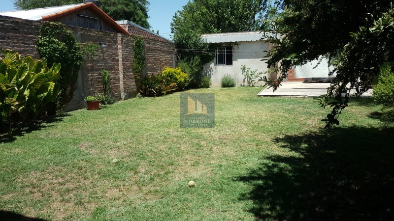 HERMOSA CASA ESTILO AMERICANA EN VENTA 3 DORMITORIOS, ESMERALDA 1700 -TEMPERLEY-