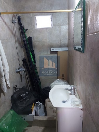 HERMOSA CASA ESTILO AMERICANA EN VENTA 3 DORMITORIOS, ESMERALDA 1700 -TEMPERLEY-