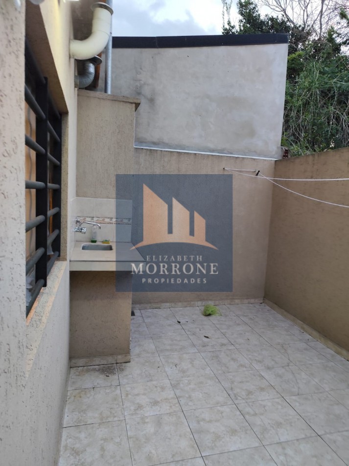 VENTA PH AL FRENTE APTA CREDITO 2 DORMITORIOS, PATIO Y GARAGE, MALVINAS ARGENTINAS 1464 -TEMPERLEY-