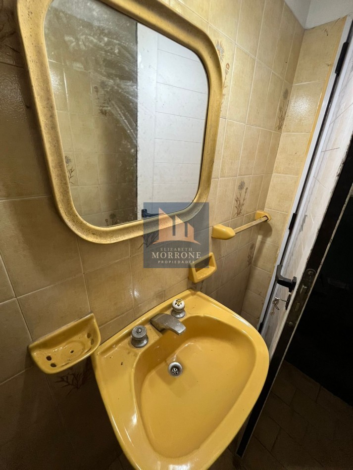 IMPORTANTE CHALET DE CATEGORIA CON 3 DORMITORIOS, SOTANO PARA VARIOS AUTOS Y PARQUE, LA CALANDRIA 4000 -SAN JOSE-