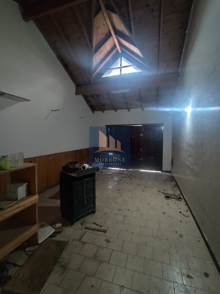 VENTA HERMOSA CASA TRES AMBIENTES EXCELNTE UBICACION CON MUCHO POTENCIAL ESTEVEZ CORREA 1002 TEMPERLEY 