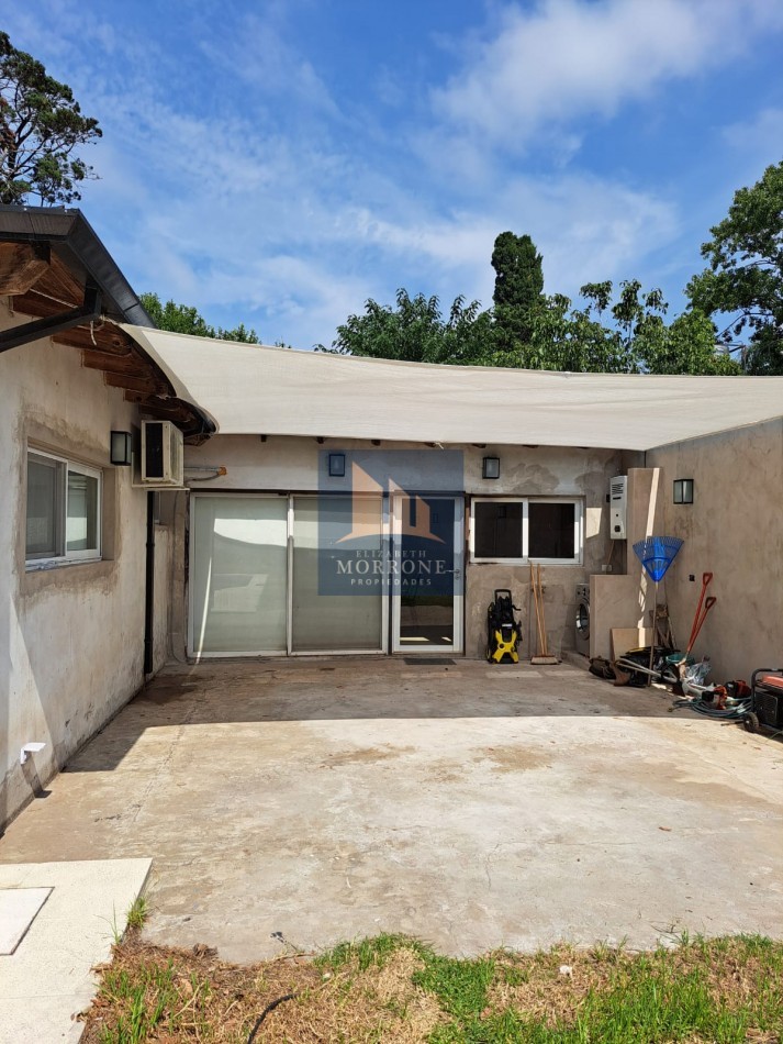 VENTA IMPORTANTE LOTE DE 10x43 MTS CON DEPTO 2 AMBIENTES Y PILETA, RECARTE 630 -MONTE GRANDE-