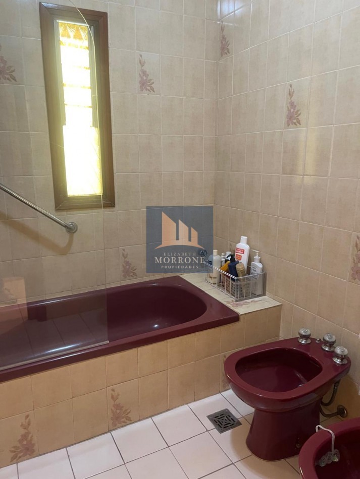 VENTA HERMOSA CASA APTA CREDITO A 3 CUADRAS DE LA ESTACION DE MTE GRANDE 3 DORMITORIOS, DUCLOUT 443 -MONTE GRANDE-