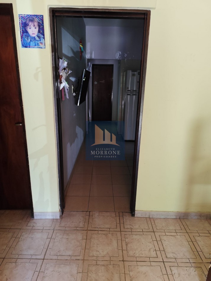 VENTA CASA APTA CREDITO 3 DORMITORIOS Y GARAGE SEMICUBIERTO EN LOTE DE 400 MT2, LAUTARO 100 -TEMPERLEY-