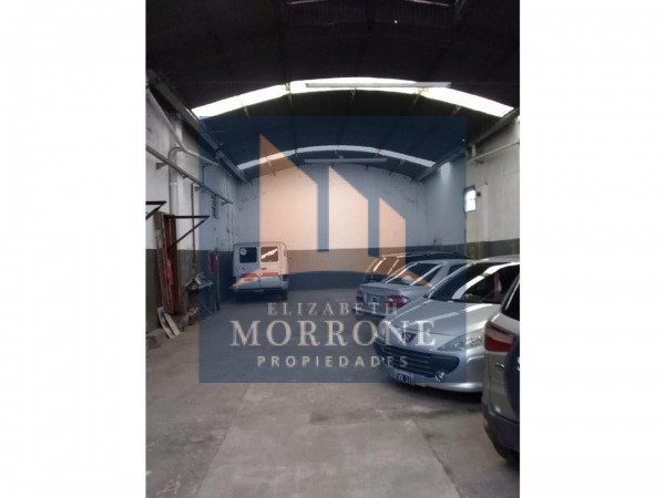 EXCELENTE GALPON CON DEPARTAMENTO EN VENTA, RUBEN DARIO 400 -TEMPERLEY-