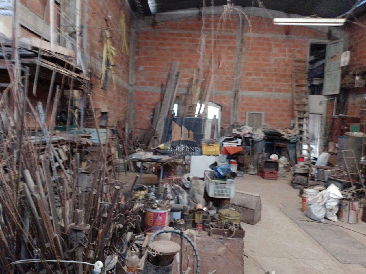 VENTA GALPON 130 MT2 CON FONDO LIBRE Y OFICINA, RIO NEGRO 1500 -SAN JOSE-