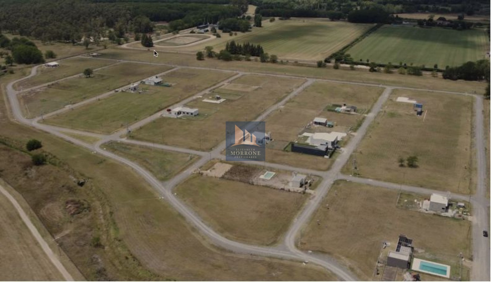 VENTA ESPECTACULAR LOTE, EXCELENTE UBICACION FRENTE AL HOWARD JOHNSON 600MT2, SE ESCUCHAN OFERTAS, CHACRAS DE VILLA ADRIANA -CAÑUELAS-