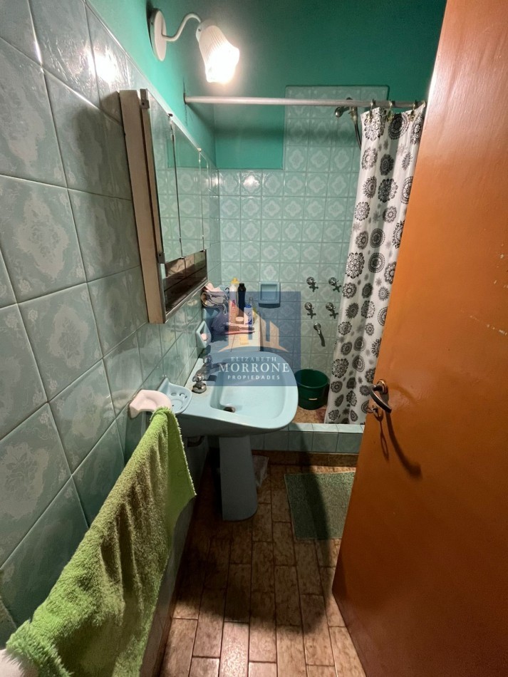 ALQUILER CASA 2 DORMITORIOS, PARQUE A SOLO METROS DE AVENIDA EVA PERON AL 1400, VELEZ SARSFIELD 1051 -TEMPERLEY-