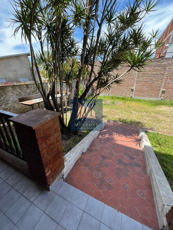 IMPORTANTE CHALET DE CATEGORIA CON 3 DORMITORIOS, SOTANO PARA VARIOS AUTOS Y PARQUE, LA CALANDRIA 4000 -SAN JOSE-