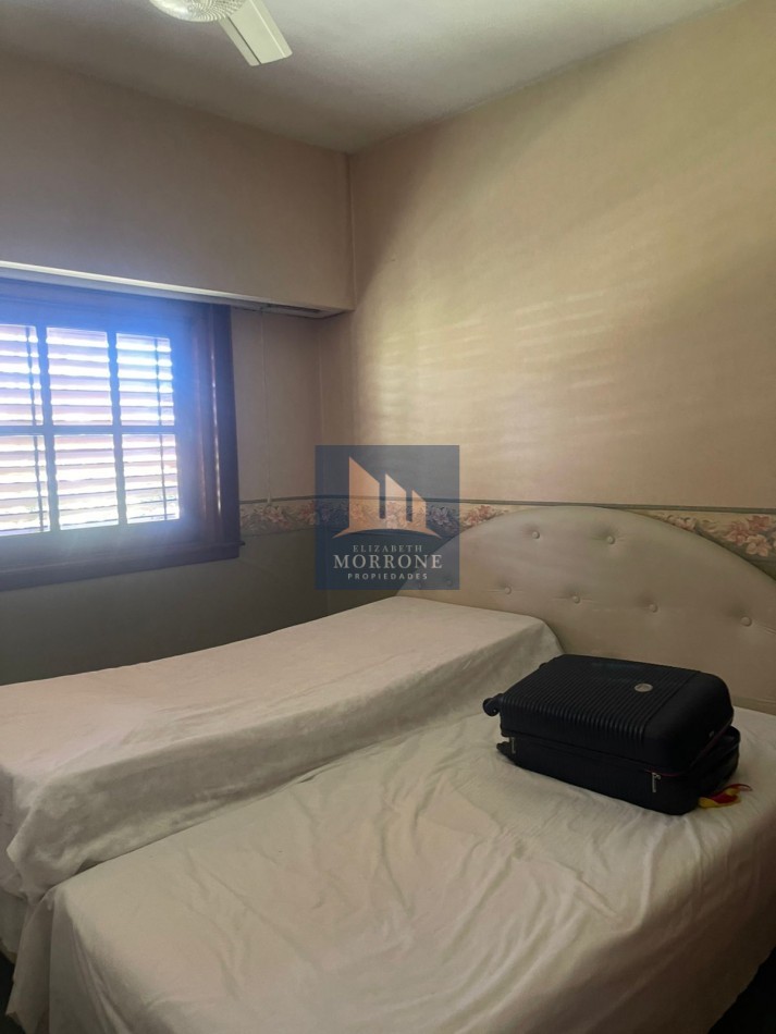 VENTA HERMOSA CASA APTA CREDITO A 3 CUADRAS DE LA ESTACION DE MTE GRANDE 3 DORMITORIOS, DUCLOUT 443 -MONTE GRANDE-