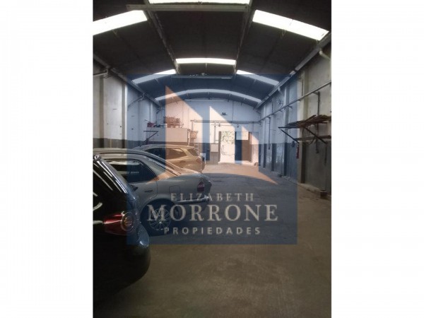 EXCELENTE GALPON CON DEPARTAMENTO EN VENTA, RUBEN DARIO 400 -TEMPERLEY-