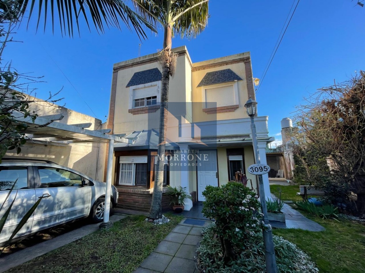 VENTA PH APTO CREDITO 3 DORMITORIOS, QUINCHO Y JARDIN AL FRENTE, ROSALES 3095 -JOSE MARMOL-