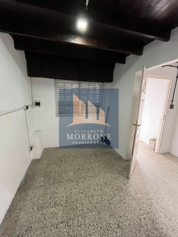 -RESERVADO- ALQUILER PARA VIVIENDA U OFICINA - DOS AMBIENTES-  SIN EXPENSAS  CASTELLI 1364 LOMAS DE ZAMORA