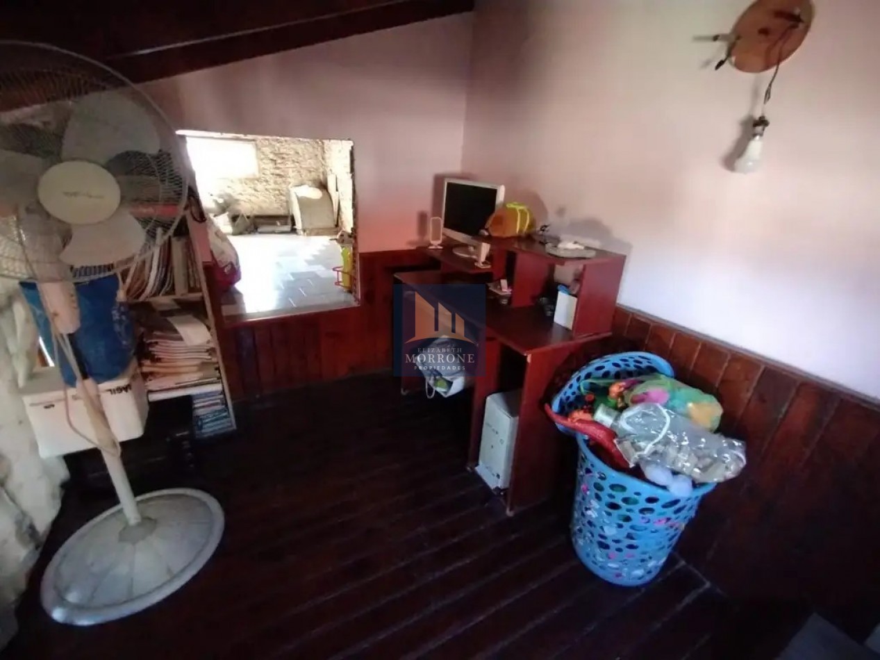 VENTA CASA 3 DORMITORIOS CON LOTE LIBRE, HUNGRIA 100 -TEMPERLEY-