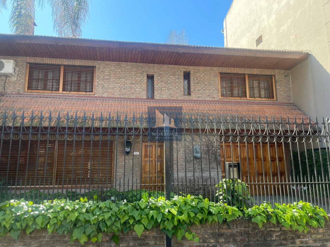 VENTA HERMOSA CASA APTA CREDITO A 3 CUADRAS DE LA ESTACION DE MTE GRANDE 3 DORMITORIOS, DUCLOUT 443 -MONTE GRANDE-