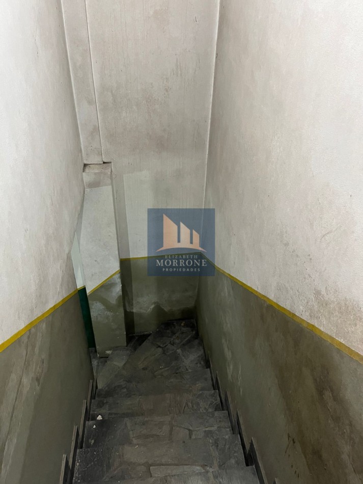 IMPORTANTE CHALET DE CATEGORIA CON 3 DORMITORIOS, SOTANO PARA VARIOS AUTOS Y PARQUE, LA CALANDRIA 4000 -SAN JOSE-