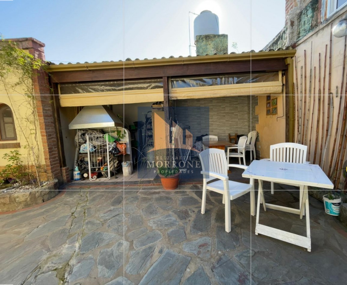 VENTA PH APTO CREDITO 3 DORMITORIOS, QUINCHO Y JARDIN AL FRENTE, ROSALES 3095 -JOSE MARMOL-